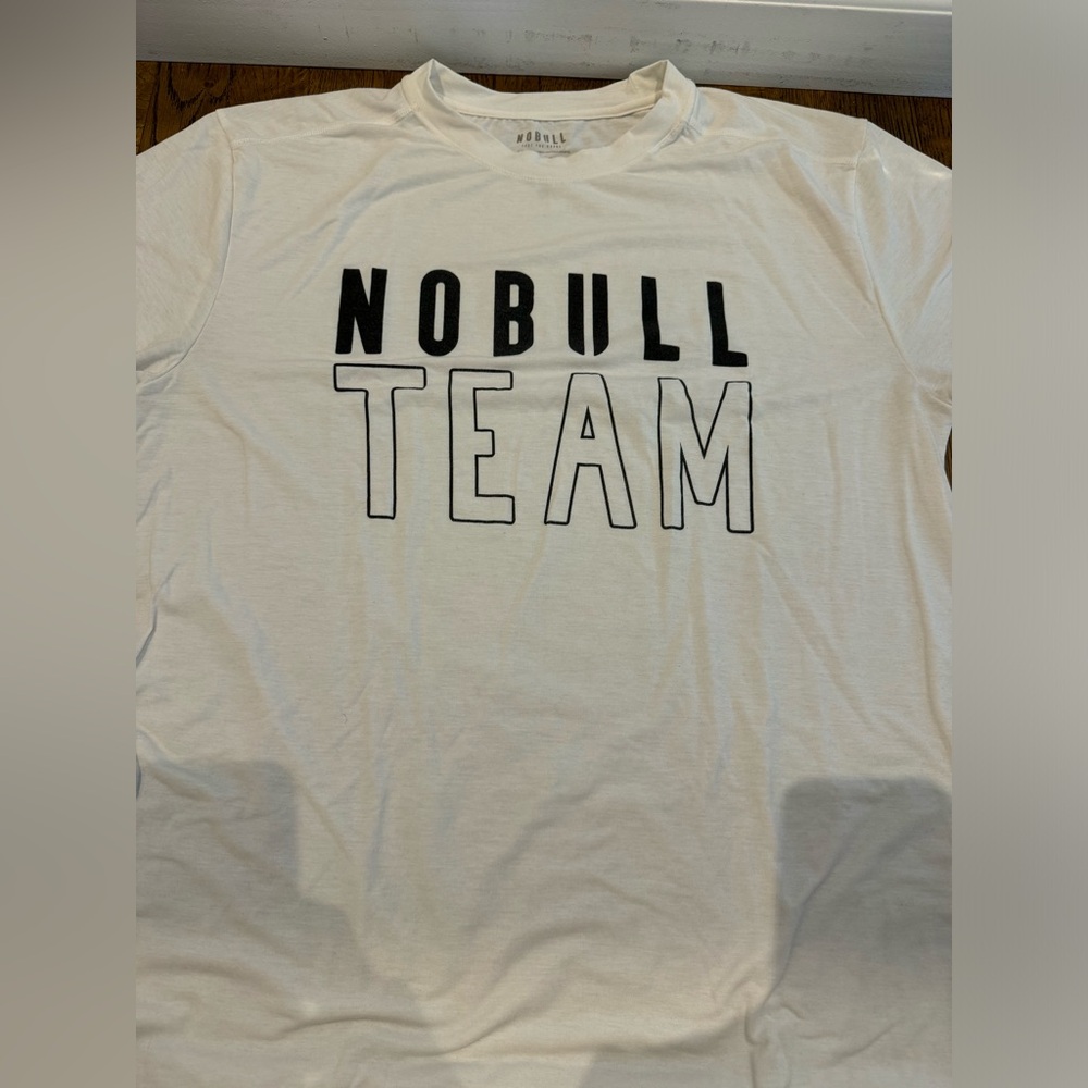 NOBULL Team Shirt - White - Unisex Large